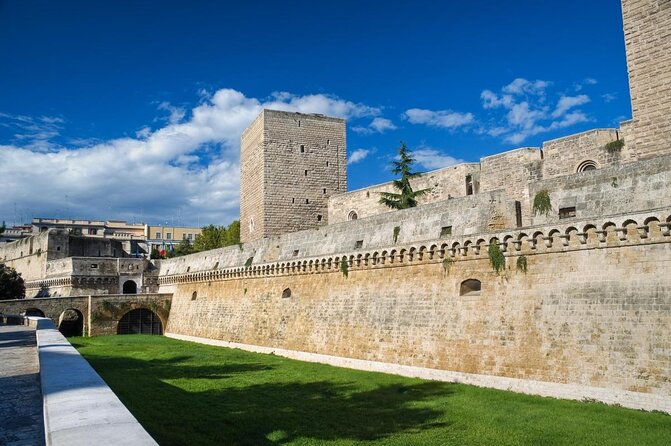 Bari’s Ultimate Street Food Tour - Small Group by Do Eat Better - Key takeaways before you book