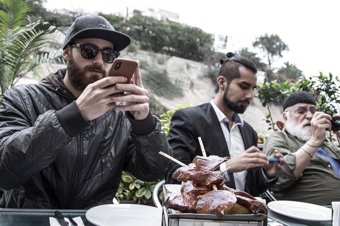 Barranco Art and Food Tour: Graffiti Walk and Culinary Delights - Iglesia La Ermita de Barranco: a quick stop with a real 18th-century feel