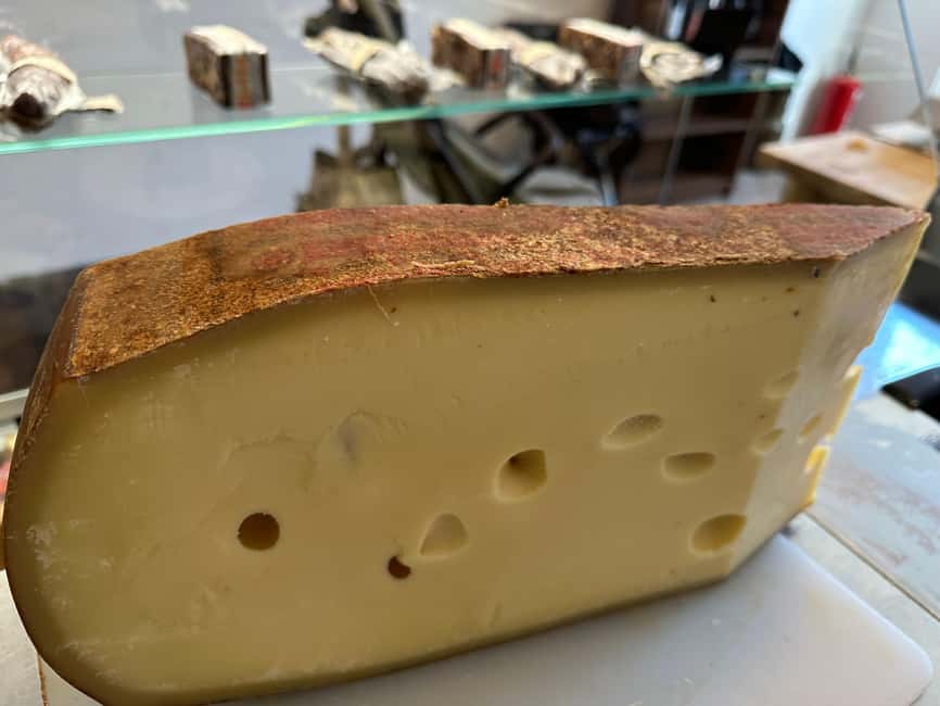 Basel: Local Cheese Tasting Tour with a Cheese Sommelier - Meet the cheese sommelier and learn how tasting is supposed to feel