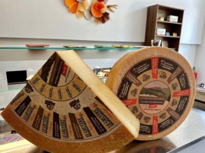 Basel: Local Cheese Tasting Tour with a Cheese Sommelier - Getting to the meetup: Binningerstrasse 15 and the small-shop reality