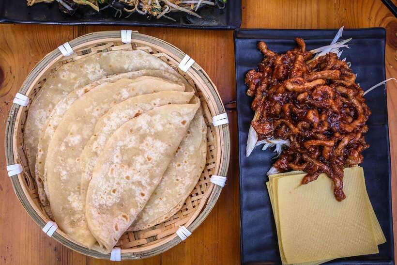 Beijing: Hidden Gems Guided Food Tour with Beer and Tastings - Walking the 12th-Century Hutongs: Meaning, Layout, and Everyday Life