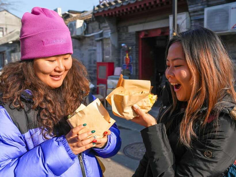 Beijing: Hutong Breakfast Food Tour - Mr. Yu’s Beef Flatbread and Tofu Pudding Comfort-Food Break