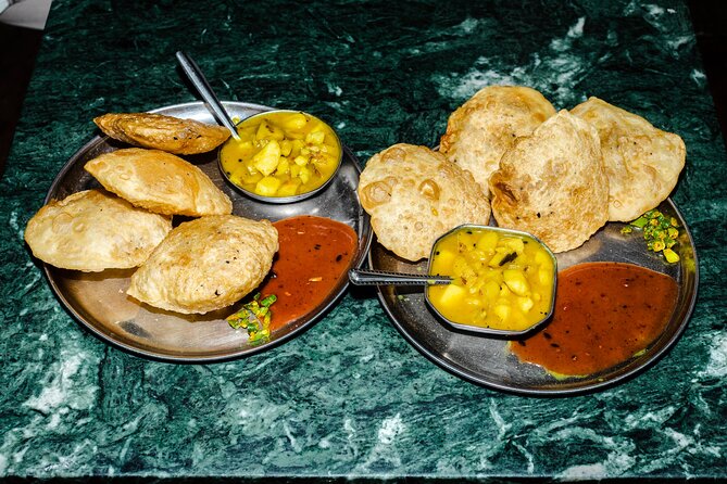 Bengali Nights Kolkata Food Tour with 13+ Tastings - Stop 3 College Street and Coconut Sherbet: Snacks With City Stories