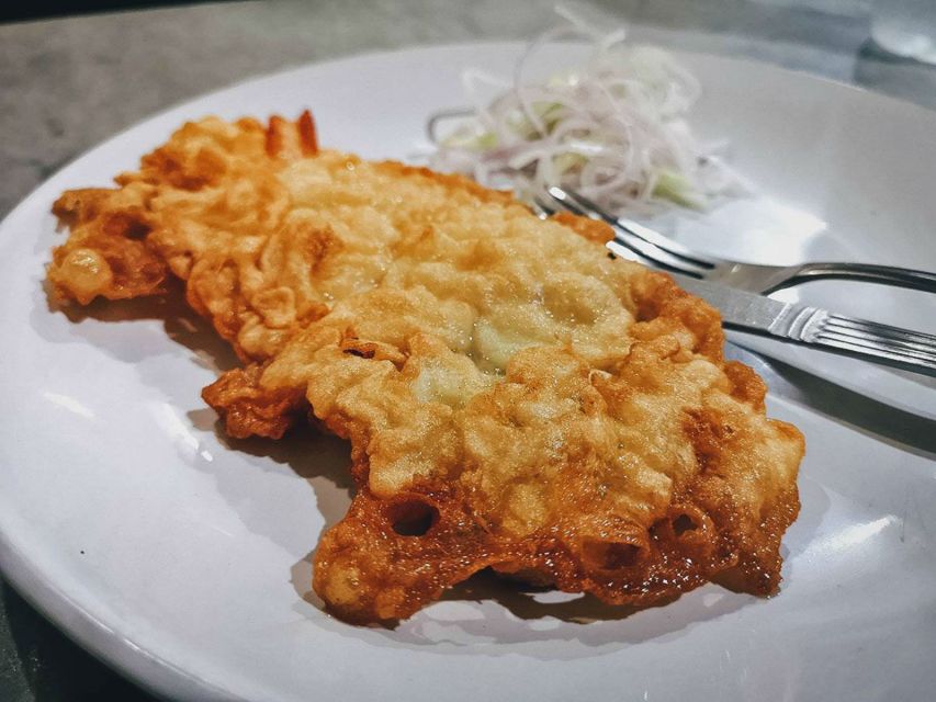 Bengali Nights Kolkata Food Tour with 13+ Tastings - Walking in Old Kolkata: Temples, Onion Bhajis, and Gram Salads