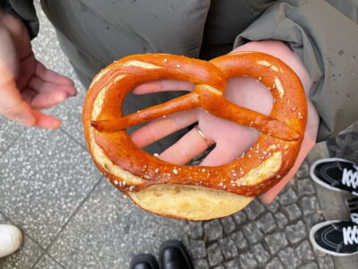 Berlin: Guided Street Food Tour with Tastings - Meeting point at The Sanctuary bakery on Torstraße