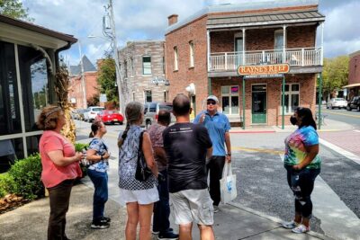 Berlin Tasting Tour: A Delicious Walk Through History - Meeting at 119 N Main St (and making it worth your time)