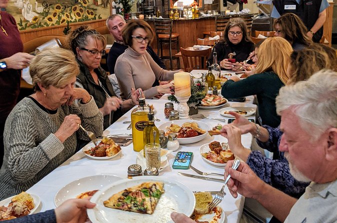 Berlin Tasting Tour: A Delicious Walk Through History - Pacing and group size: why 3 hours feels just right