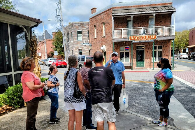 Berlin Tasting Tour: A Delicious Walk Through History - Meeting at 119 N Main St (and making it worth your time)