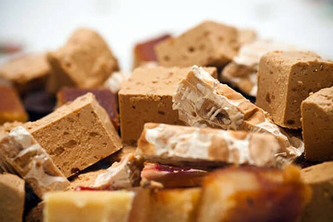 Best of Barcelona: Sagrada Família, Gaudí & Candy Tasting Tour! - Casa Amatller chocolate tasting: the sweetest stop, done with purpose