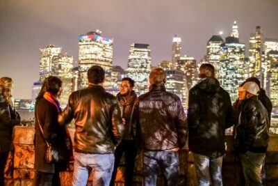 Best of New York Food Tour: 5 dishes plus famous sightseeing! - Brooklyn Bridge to Brooklyn Heights Promenade: Your First Big View