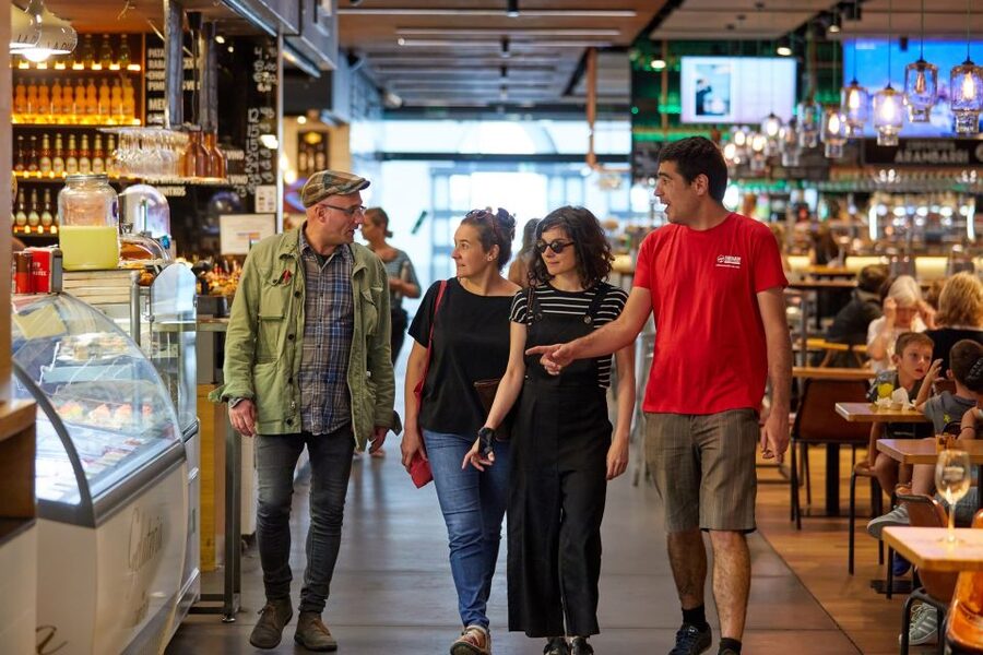 Bilbao: Exclusive Food & Wine Tasting Tour with Local Guide - Casco Viejo Bar Hopping: classic spots plus local secrets