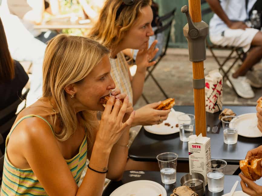 Bologna: Street Food Tour in the Historic Center - The gelato moment: sweet ending with a choice of flavors