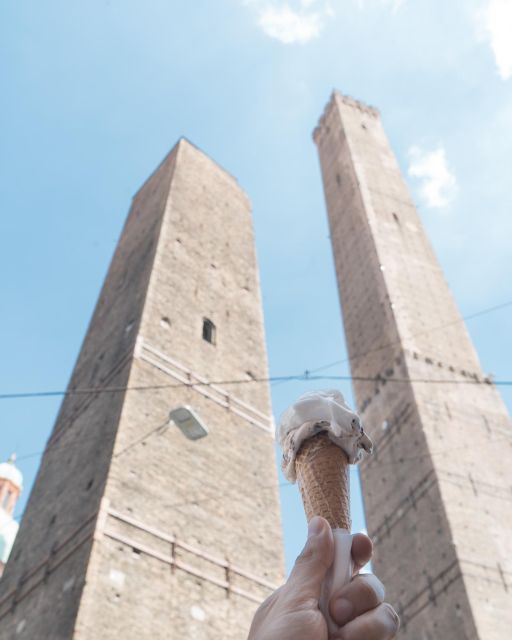 Bologna: Walking Food Tour with a Local Guide - Meeting at Neptune: the walk that teaches the city