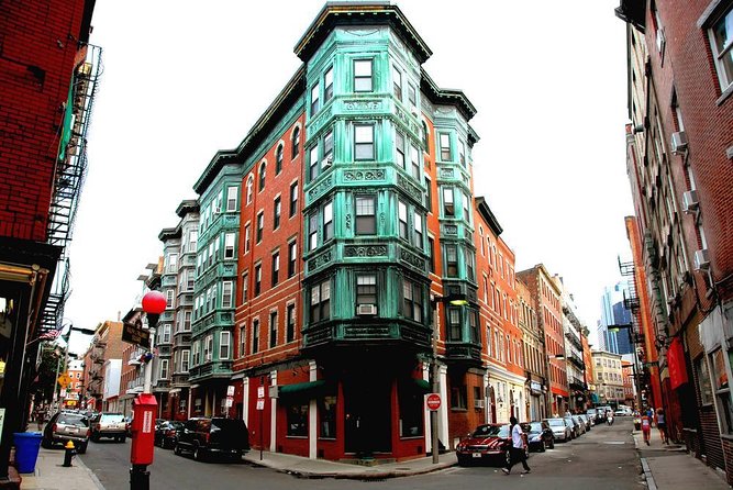 Boston Pizza Lovers Food and History Walking Food Tour - Key things to know before you go
