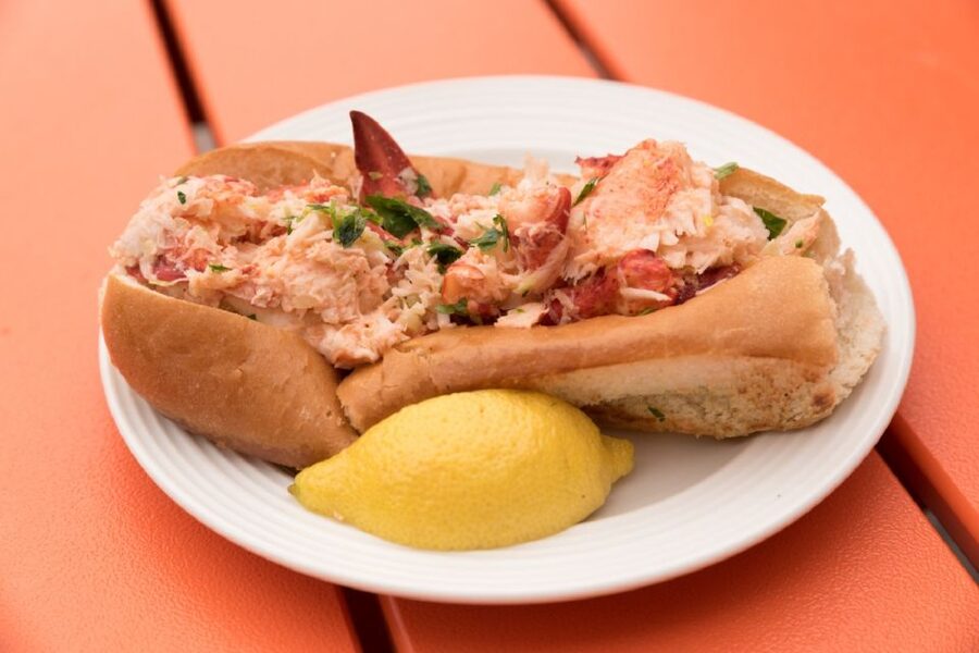 Boston's North End: Secret Food Tour - Blackstone Block clam chowder: old-school New England on day one