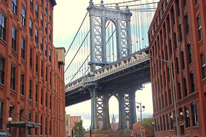 Brooklyn Bridge & DUMBO Food Tour: Local Eats & Landmarks - Stop 5: DUMBO itself—history, food stories, and finishing by the waterfront
