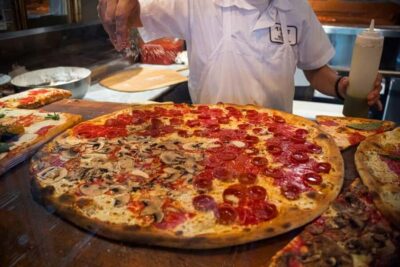 Brooklyn Food Tour of Mom-and-Pop Culinary Gems - The 3-hour flow: how the route moves from stop to stop