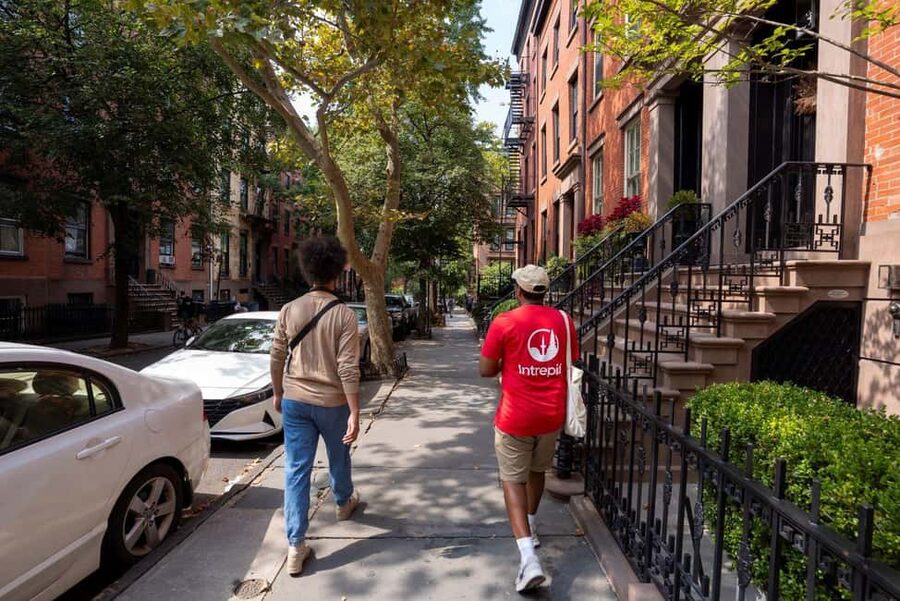 Brooklyn Food Tour of Mom-and-Pop Culinary Gems - Brooklyn Heights: finishing with flavor, not fatigue