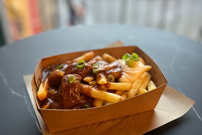 Bruges Food Tour with Full Meal & Drinks by Do Eat Better - Belfort Area: Flemish Beef Stew and Belgian Fries You Actually Come For