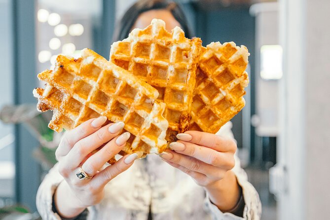 Bruges Food Tour with Full Meal & Drinks by Do Eat Better - Drinks, Age Rules, and How the Tour Handles Non-Drinkers