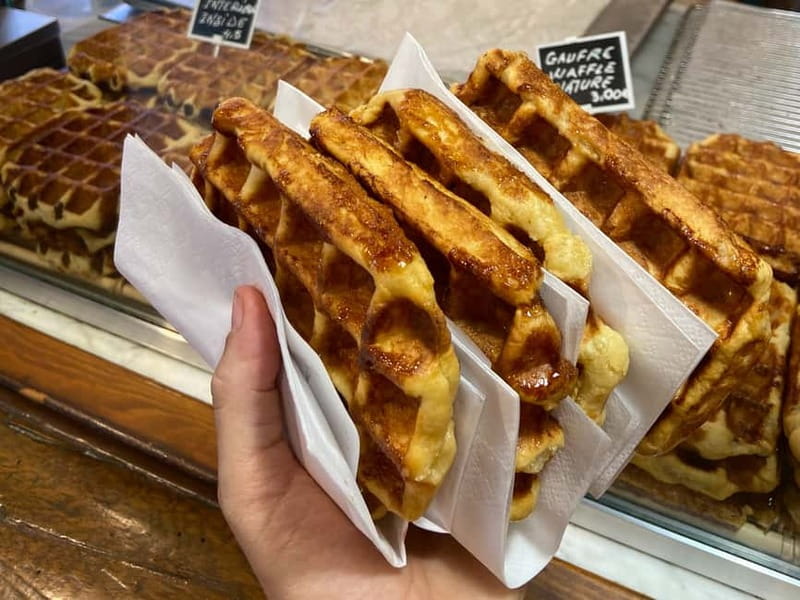 Brussels: City Center Guided Food Tour with Tastings - Stop-by-stop flavor: what you’re eating and why it matters