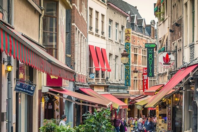 Brussels Food Tour with Full Meal & Drinks by Do Eat Better - Galerie de la Reine Chocolate Finale: A Proper Sweet Finish