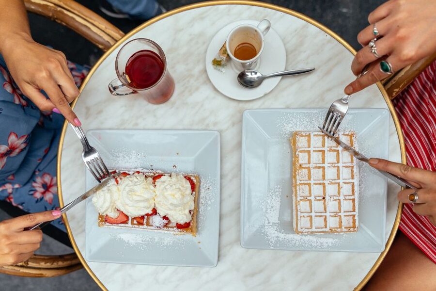 Brussels: Private Food Tour – 10 Tastings with Locals - The guide factor: why Su and Steph get praised so often