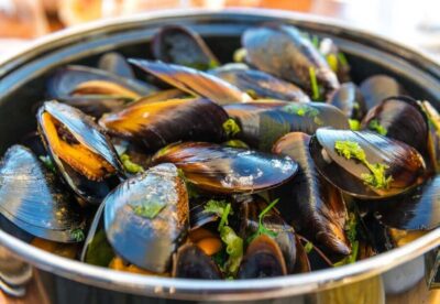 Brussels: Walking Food Tour with Chocolate, Beer, & Waffles - Chocolate Tastings: Peru, Madagascar, and Truffle Champagne Rosé