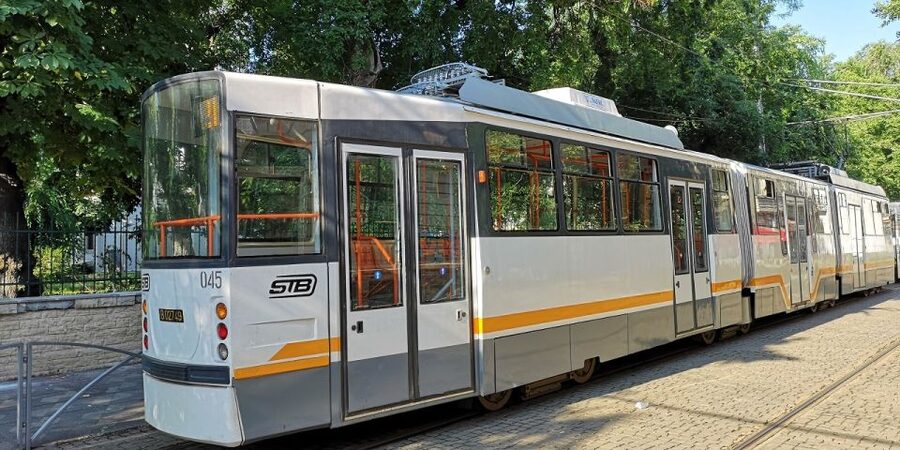 Bucharest: Street Food Tour with a Local Guide - Ground meat rolls and beer: your main savory moment