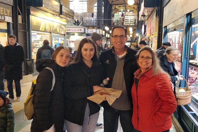 Budapest Great Market Hall Chef‑Led Private Tasting Tour - Beyond Food: Paprika, Stories, and What Makes Hungarian Ingredients Click