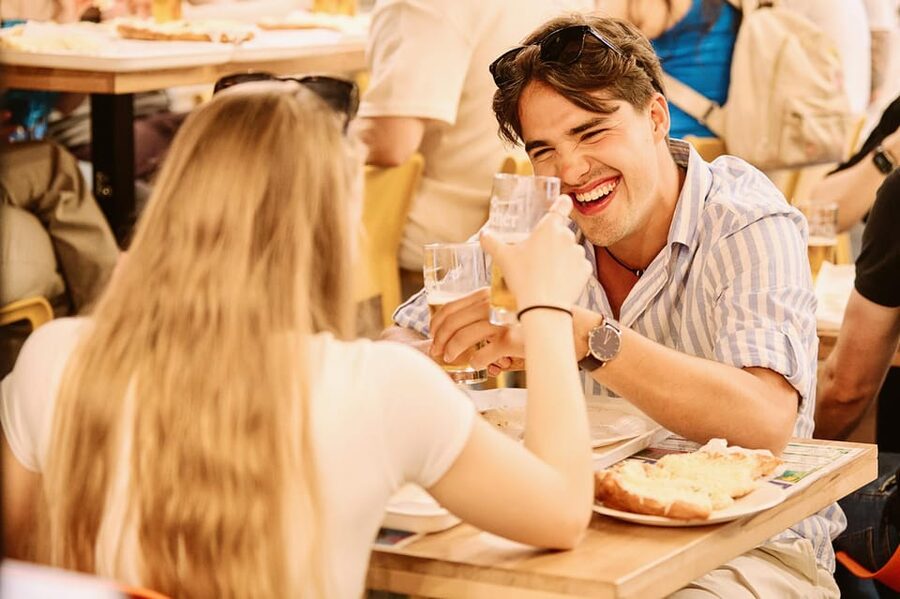 Budapest Guided Food Tour with Drinks Included - Drinks included: wine, beer, and shots that match the menu