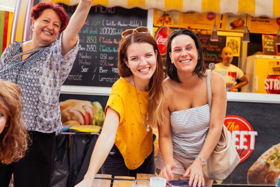 Budapest: Private Food Tour – 10 Tastings with Locals - Drinks and sweet finishes: don’t skip the non-food moments