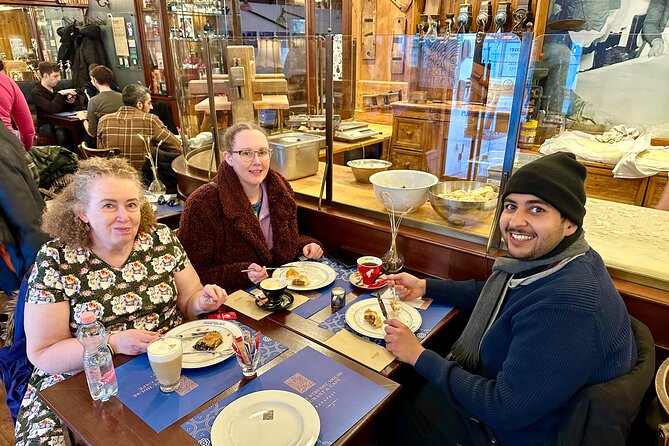 Budapest Street Food Tour with Local Snacks, Dessert and Beer - Price and logistics: when $139.08 feels fair