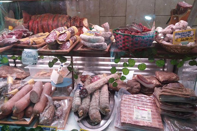 Budget-friendly Street Food Tour of Trastevere Quarter Smaller Group - Roman Street Food in Trastevere: Why This Walk Works