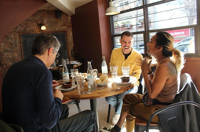 Buenos Aires Food Tour: Local Dishes, Steak, Empanada & More - The Evita Perón drink stop: mate as a mini cultural lesson