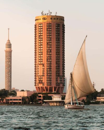 Cairo: Sunset Felucca Ride and Food Tour With Private Guide - Talaat Harb Square: your food, tea, and shopping pocket in central Cairo