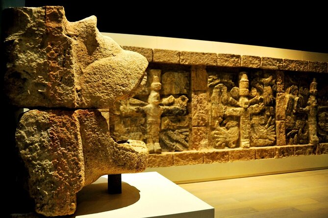 Cancun Guided Sightseeing, Shopping and Tasting Tour - Jewelry Center and Outlet: Where the Discounts Meet the Pushy Part