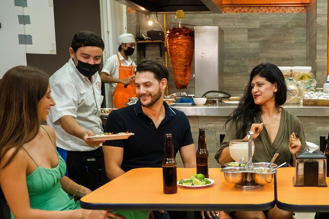 Cancun Taco & Mexican Food Tour with Tequila Tasting - TAQUERÍA LOS DE JALISCO: a slightly spicy, meaty taco