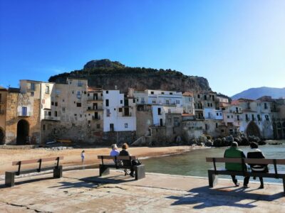 Cefalù: Street Food Tour with Tastings - Cefalù First Impressions: The Viewpoint and the Old-Town Setup