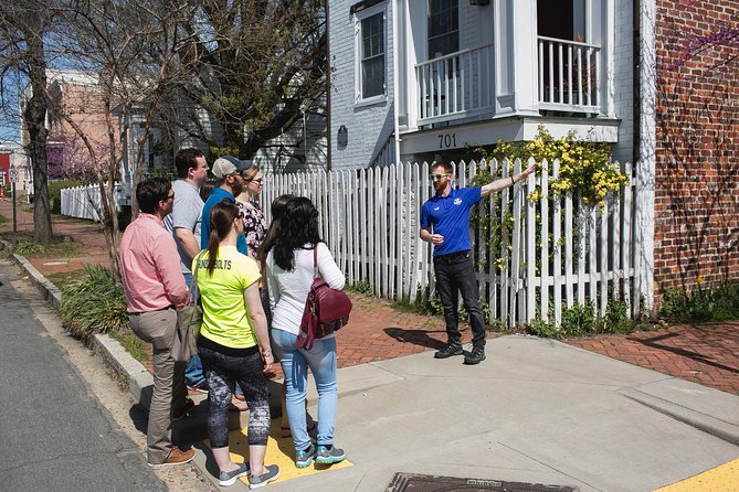 Church Hill Food Tour with Discover Richmond Tours - Start at 2400 E Broad St: what the first stretch feels like