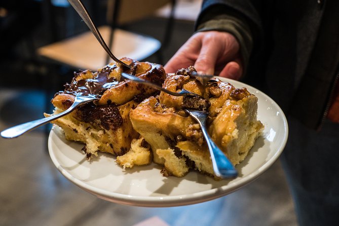 Classic Bites and Culinary Trends Neighborhood Food Tour in Berlin - Kastanienallee immigrant food stories and the dessert finish