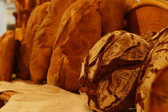 Classic Food Tour of Vienna - Wine tastings in a historic cellar: how to get the most from it