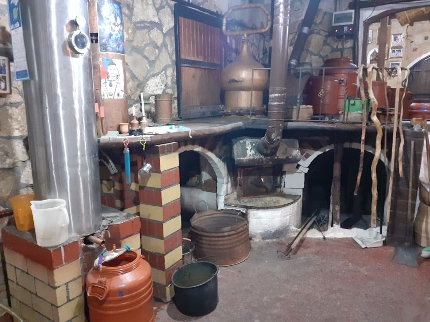 Crete: Full-Day Cretan Wines, Olive Oil, Raki and Food Tour - What this day tour gets right about Crete’s big flavors