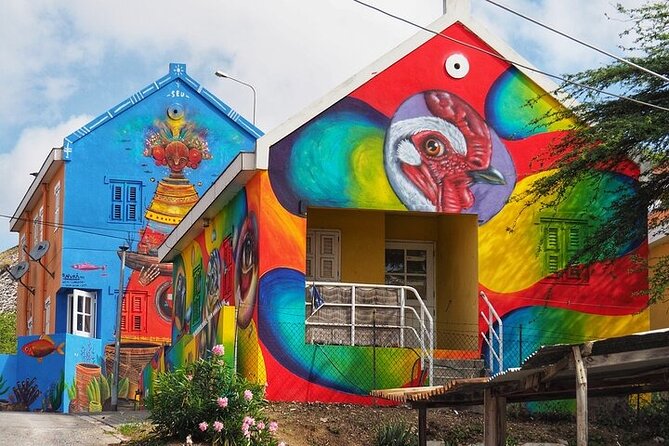 Curacao Private Food Tour - Colorful Steps and the mural streets: how Kaya Kaya shapes a neighborhood