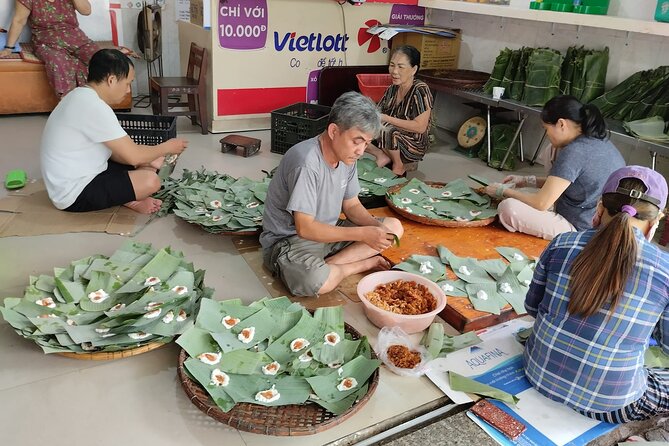 Da Nang Food Tour Motorbike & Sightseeing By Ao Dai Lady Rider - Safety and comfort: what you should pay attention to