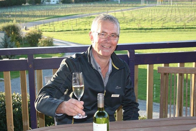 Deco Napier, Te Mata Peak, Garden Walk and Wine Tasting Tour - Price and value: what $92.47 covers in real terms