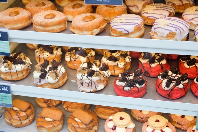 Delicious Doughnuts & Tea: Small-Group Borough Market Experience - Stop 1: St. John Bakery Borough Corner and the start-bite effect