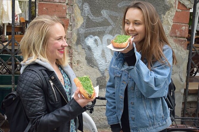 Delicious Gdańsk Food Tour in Poland - Guides, Group Size, and Why It Changes the Quality