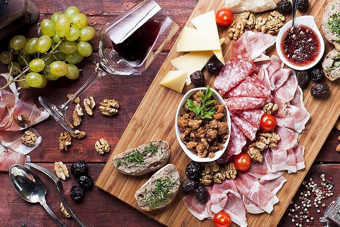 Delicious! Milan's Favorite Food Tour - What You Actually Eat: Sweet + Savory, With the Fun Stuff