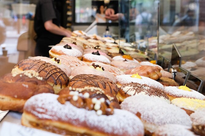 Deliciously Dublin: The Artisan Donut Walking & History Tour - Hot Donut: the middle stop that usually seals the deal